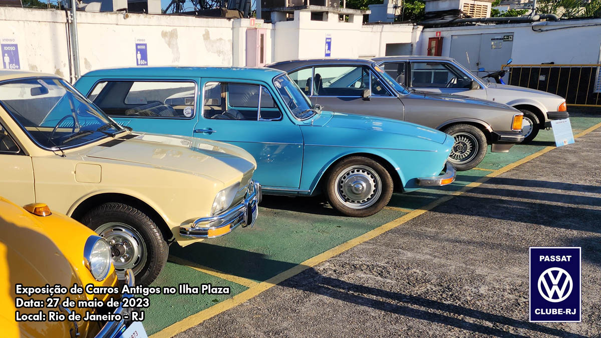 Exposição de Carros Antigos no Ilha Plaza 135